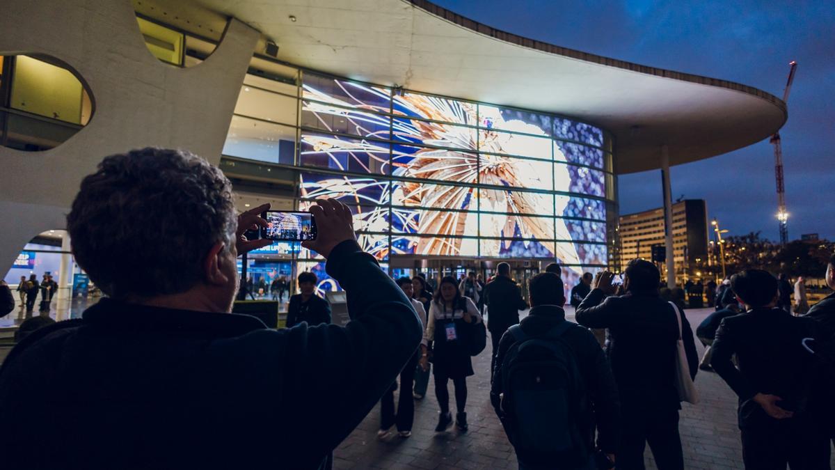 f4386bf3-8f3e-4c38-b0d4-0bc2dddfac0f_16-9-discover-aspect-ratio_default_0